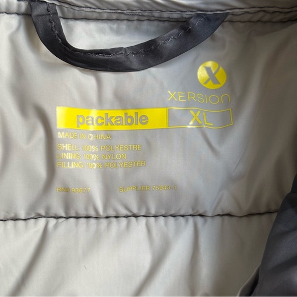 Xersion Size XL Gray Quilted Puffer Jacket - Picture 4 of 6